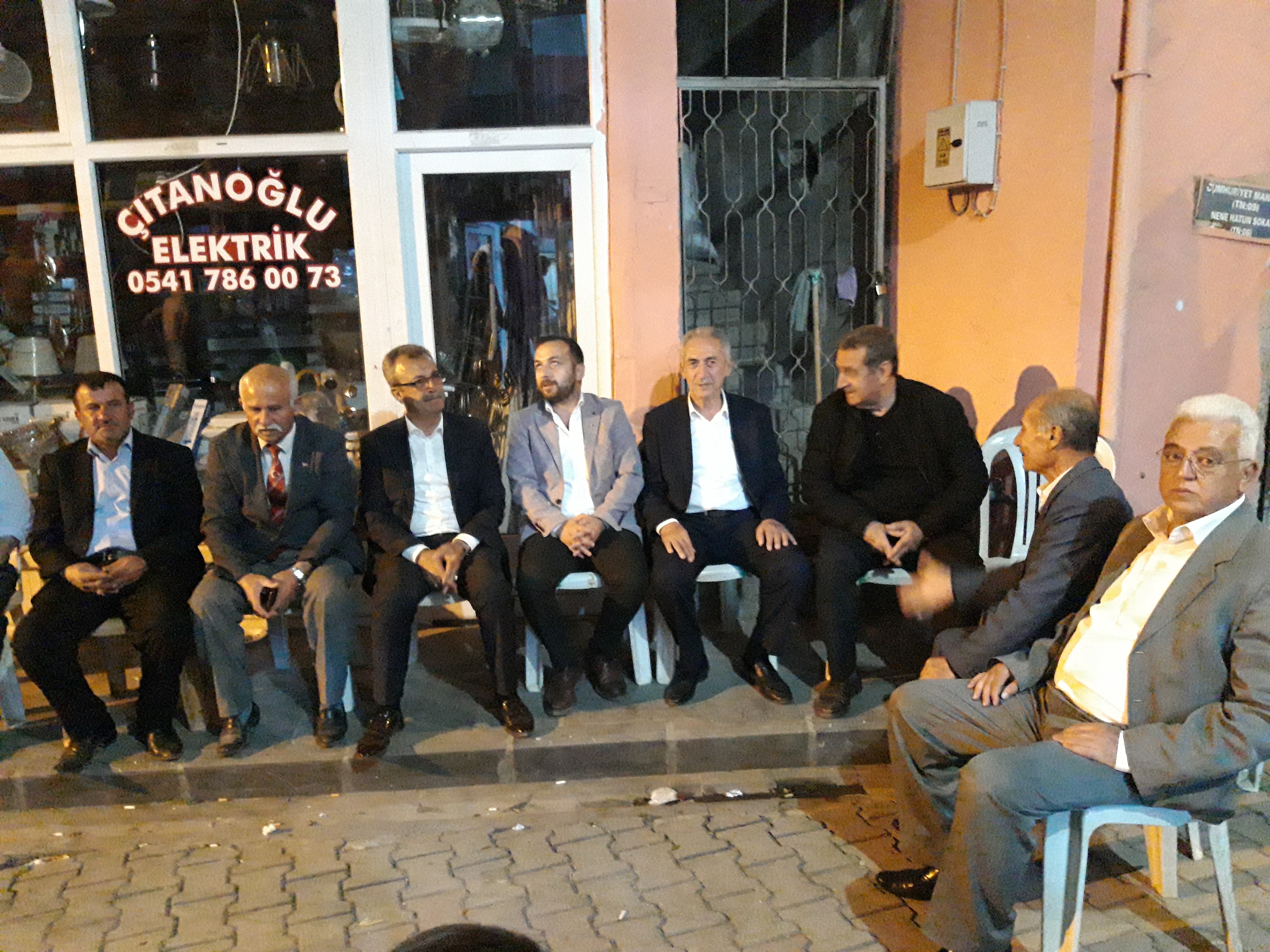 AK PARTİLİĹER DÜZİÇİ MHP SEÇİM BÜROSUNU ZİYARET ETTİLER.