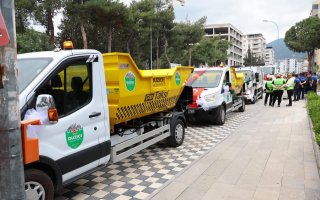 DÜZİÇİ BELEDİYESİNE YENİ ARAÇLAR KAZANDIRILDI.