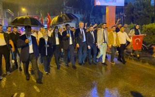 DÜZİÇİNDE 15 TEMMUS DEMOKRASİ VE MİLLİ EĞEMENLIK GÜNÜ KUTLANDI