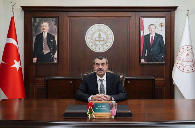 MİLLİ EĞİTİM BAKANI DÜZİÇİNE GELİYOR